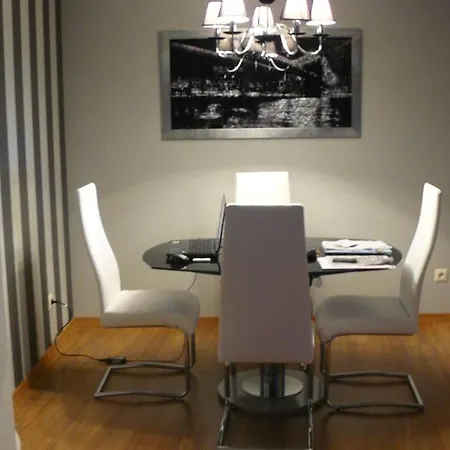 Apartamento Con Vistas Al Mar, Piscina Y Parking Саншеншо
